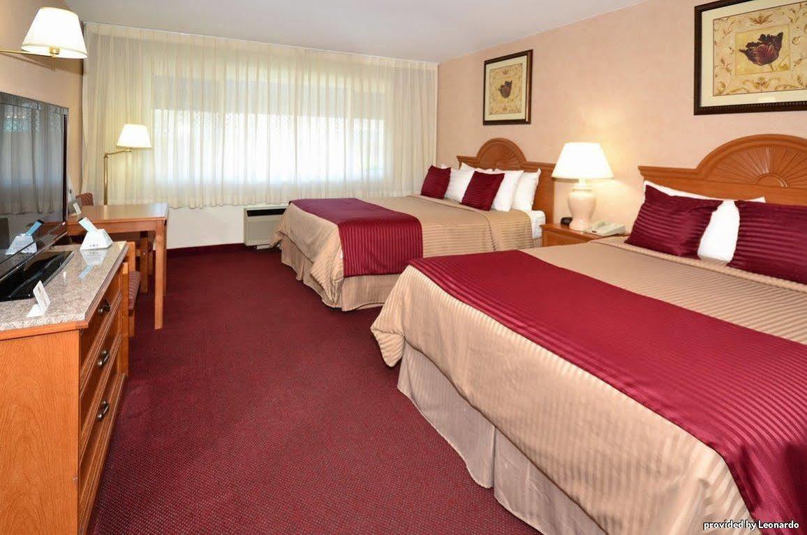 Best Western Canoga Park Motor Inn Лос-Анджелес Екстер'єр фото